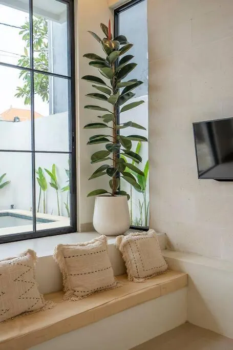 Modern 2-Bedroom Private Pool Villa With Sunken Lounge Kerobokan  0*, Kerobokan (Bali)