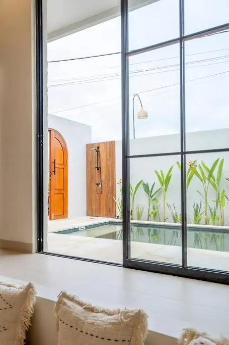 Modern 2-Bedroom Private Pool Villa With Sunken Lounge Kerobokan  Indonesia